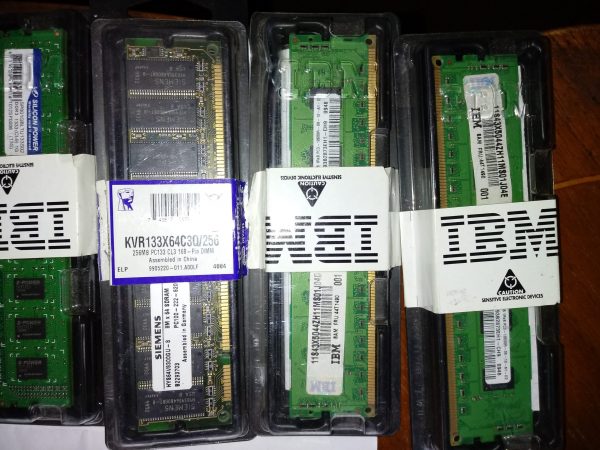 Stock  memorie ram usate per pc e notebook. Dimm, sodimm, ddr - immagine 4