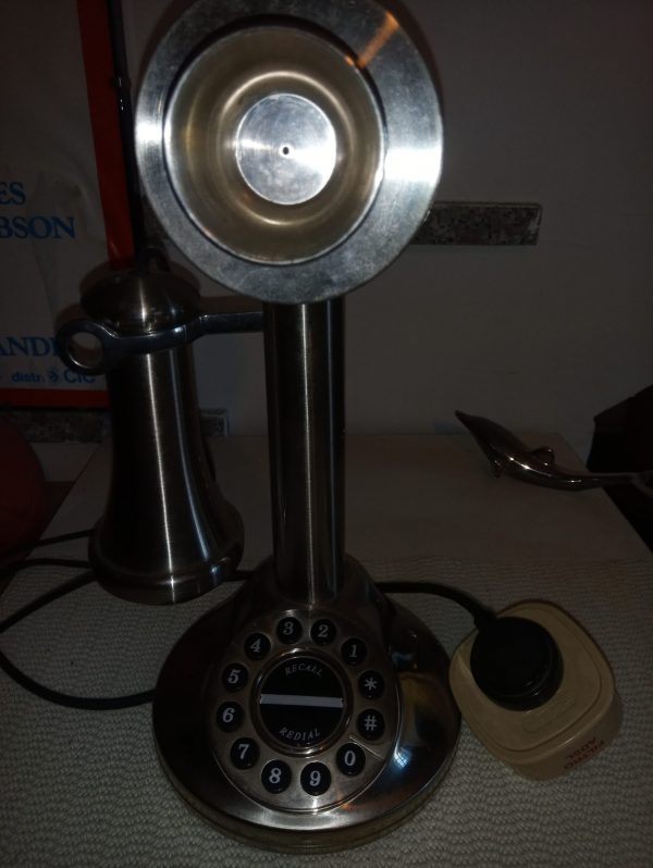 Telefono stile retrò - immagine 3