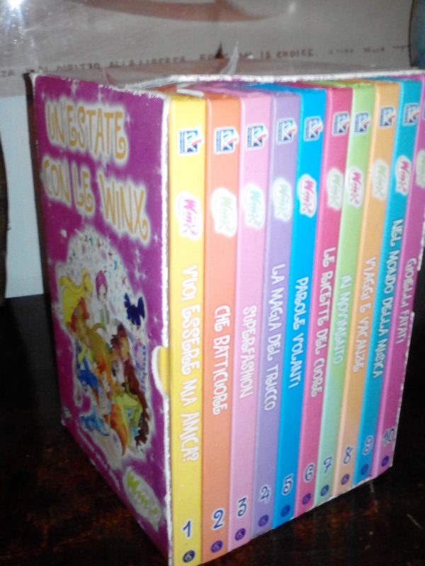Raccolta 10 libri "Un'estate con le Winx"