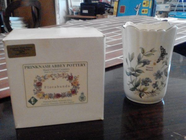 Vaso in ceramica lavorato a mano, Abbey Pottery - immagine 4