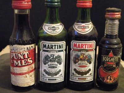Lotto n.15 di 4 bottiglie mignon